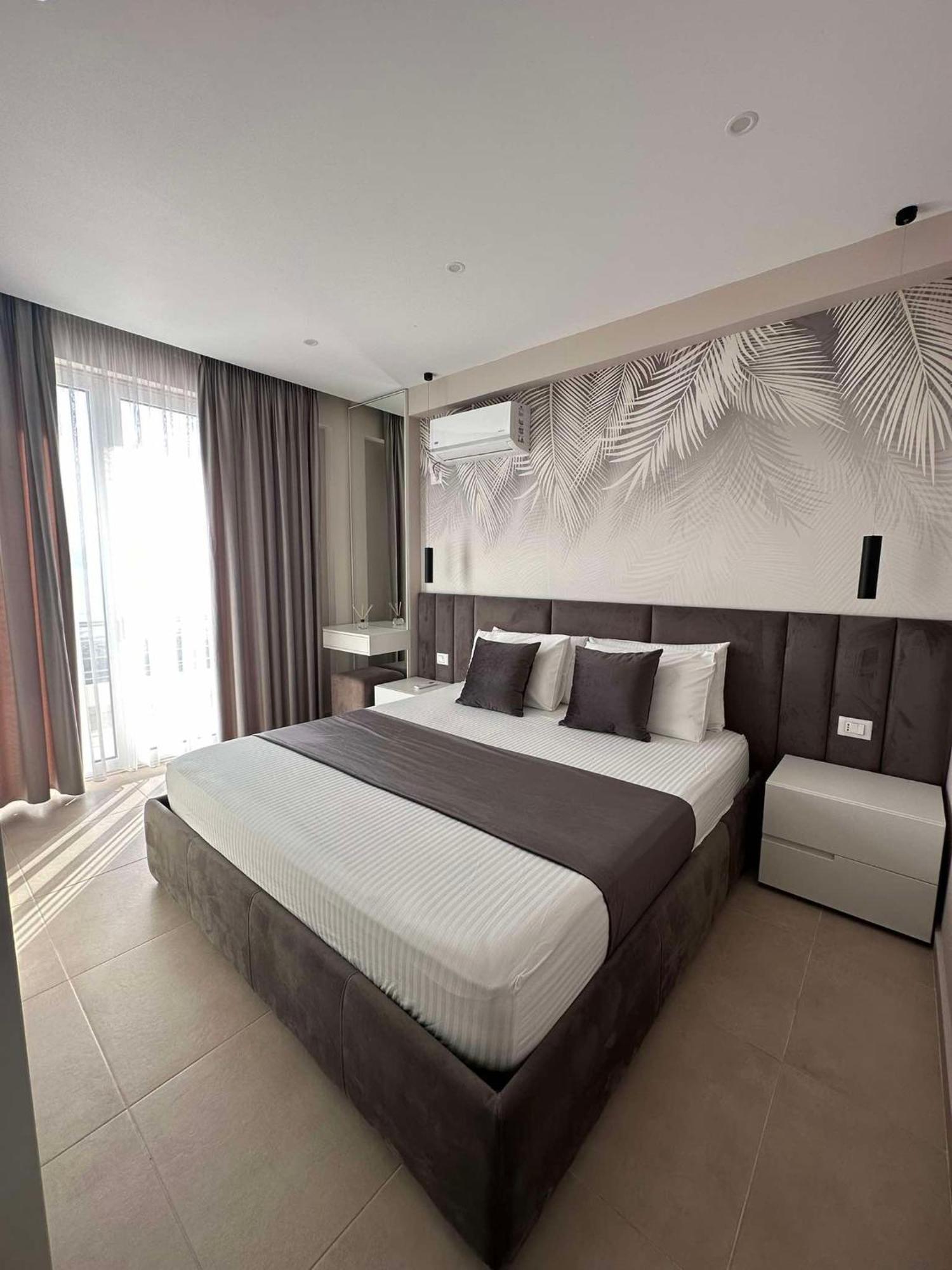 Sea View Apartment Luxury Vlorë Exteriér fotografie