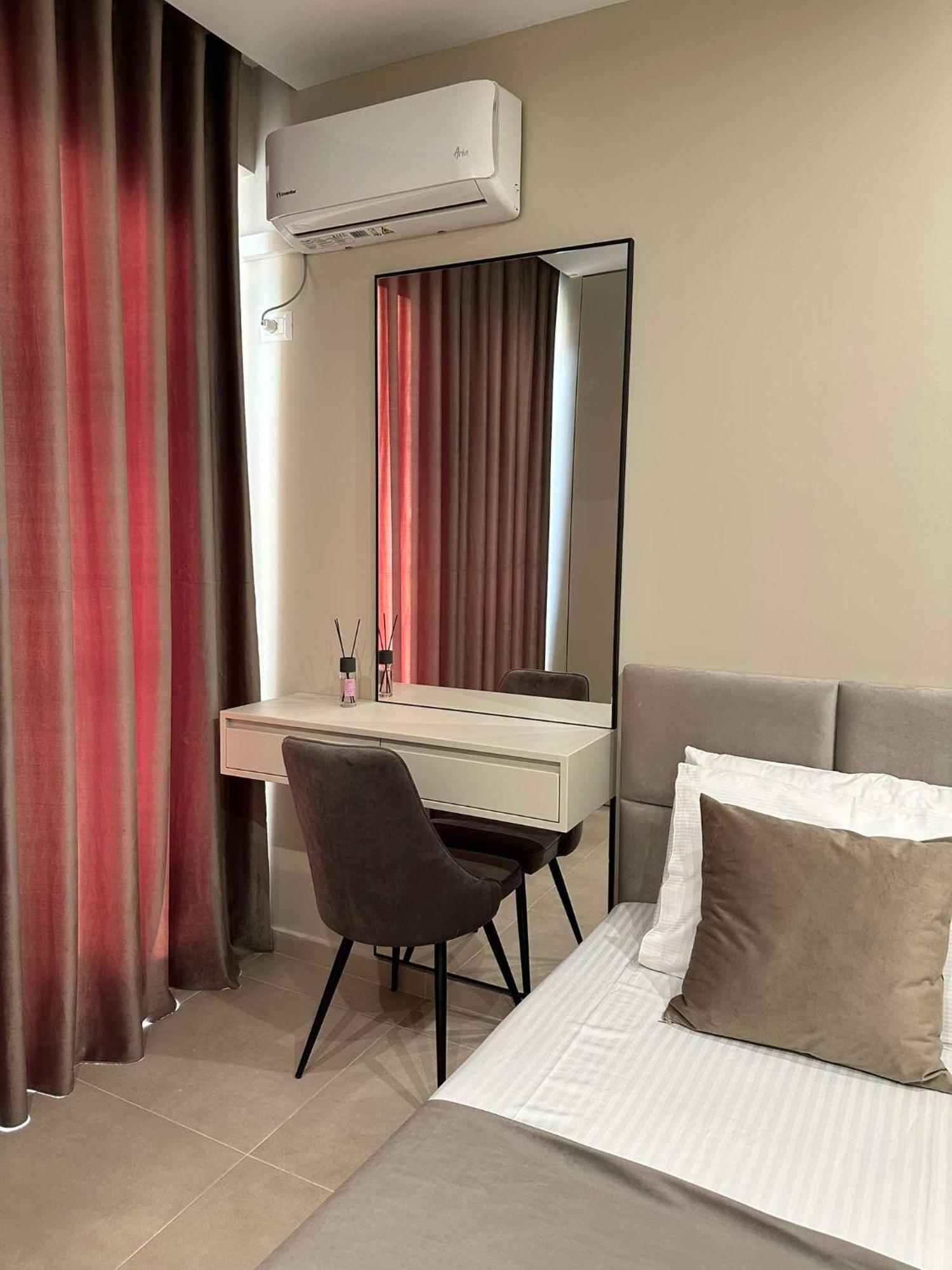 Sea View Apartment Luxury Vlorë Exteriér fotografie